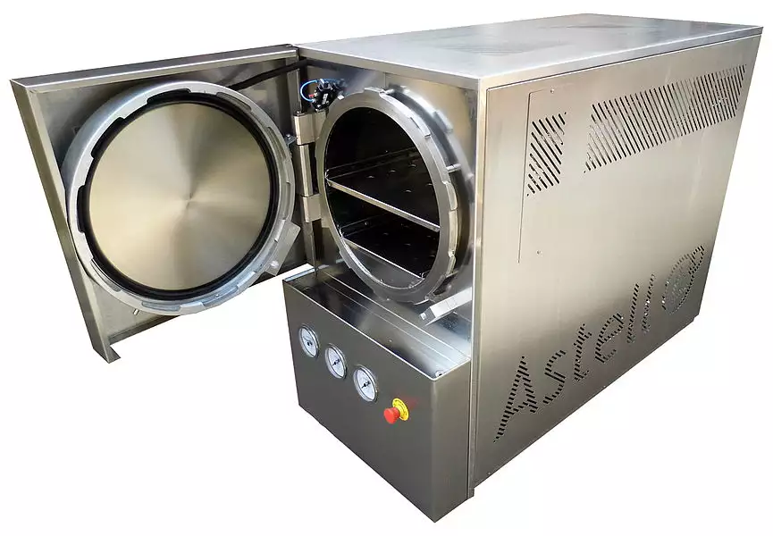 STAINLESS STEEL 120 LITRE CIRCULAR AUTOCLAVE